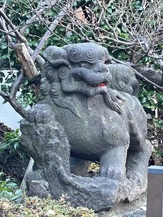 東大島神社の狛犬
