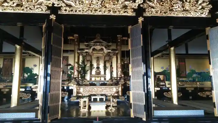 真宗大谷派 四日市別院の本殿・本堂