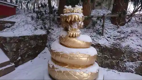 日光二荒山神社中宮祠の狛犬