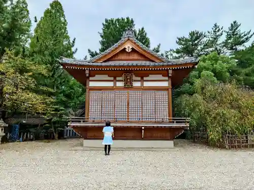 市原稲荷神社の本殿