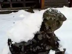 新山神社の狛犬