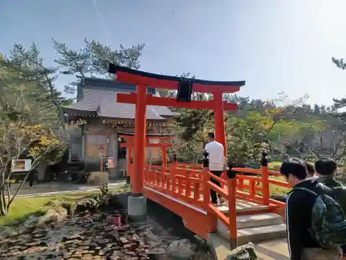 高山稲荷神社の鳥居