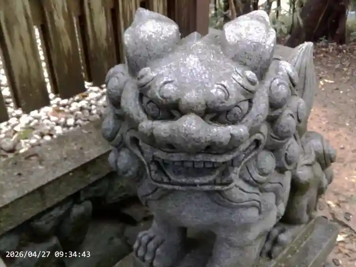 伊太祁曽神社の{uncategorized: "未分類", other: "その他", undefined: "問題あり", building: "その他建物", grave: "お墓", sacred_gate: "鳥居", guardian: "狛犬", statue: "像", buddha: "仏像", history: "歴史", nature: "自然", garden: "庭園", animal: "動物", pagoda: "塔", temizu: "手水舎", mountain_gate: "山門・神門", sanctuary: "本殿・本堂", subordinate: "末社・摂社", art: "芸術", scenery: "景色", jizo: "地蔵", ema: "絵馬", goshuin: "御朱印", omikuji: "おみくじ", items: "授与品その他", amulet: "お守り", goshuincho: "御朱印帳", eats: "食事", festival: "お祭り", votive_dance: "神楽", shichigosan: "七五三参", wedding: "結婚式", experience: "体験その他", initially: "初詣", around: "周辺", anti_infection: "感染症対策"}