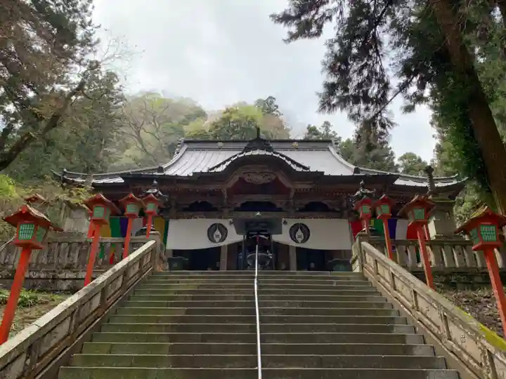 満願寺の本殿・本堂