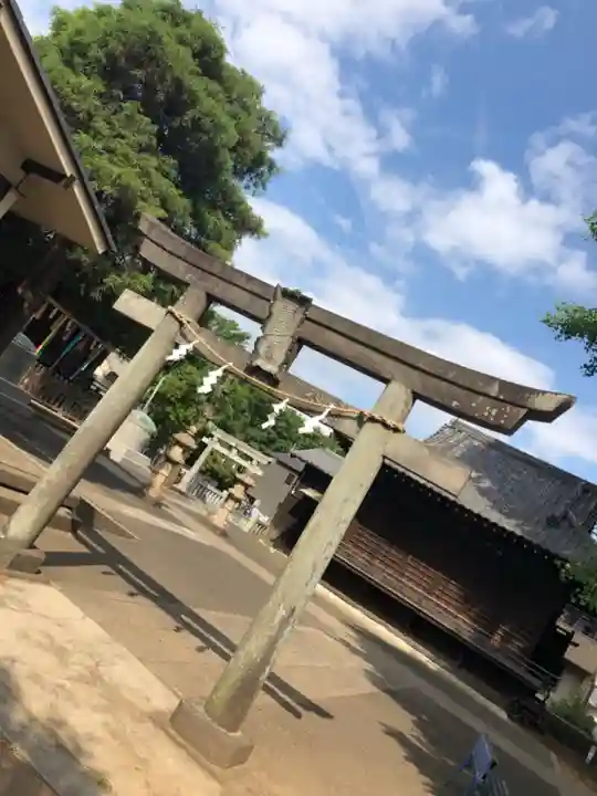 諏訪神社の鳥居