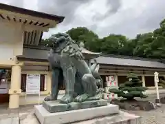 愛知縣護國神社の狛犬