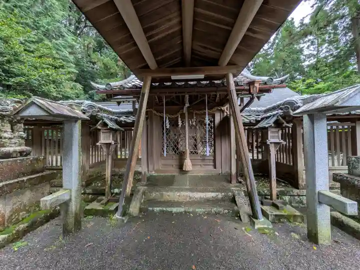 川田神社の{uncategorized: "未分類", other: "その他", undefined: "問題あり", building: "その他建物", grave: "お墓", sacred_gate: "鳥居", guardian: "狛犬", statue: "像", buddha: "仏像", history: "歴史", nature: "自然", garden: "庭園", animal: "動物", pagoda: "塔", temizu: "手水舎", mountain_gate: "山門・神門", sanctuary: "本殿・本堂", subordinate: "末社・摂社", art: "芸術", scenery: "景色", jizo: "地蔵", ema: "絵馬", goshuin: "御朱印", omikuji: "おみくじ", items: "授与品その他", amulet: "お守り", goshuincho: "御朱印帳", eats: "食事", festival: "お祭り", votive_dance: "神楽", shichigosan: "七五三参", wedding: "結婚式", experience: "体験その他", initially: "初詣", around: "周辺", anti_infection: "感染症対策"}