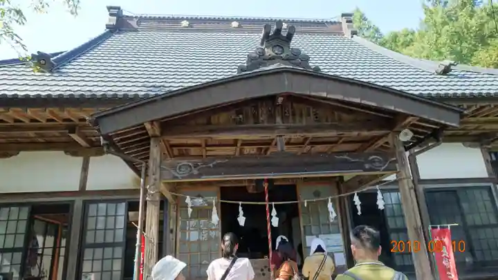 遍照寺の本殿・本堂