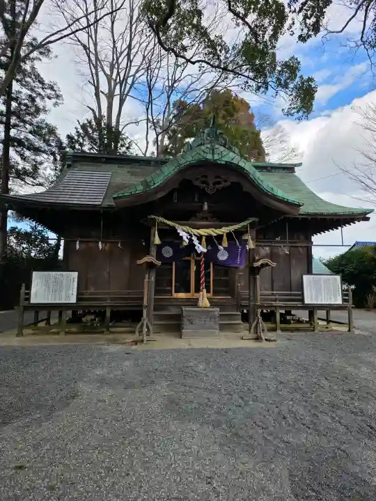 三島八幡神社の{uncategorized: "未分類", other: "その他", undefined: "問題あり", building: "その他建物", grave: "お墓", sacred_gate: "鳥居", guardian: "狛犬", statue: "像", buddha: "仏像", history: "歴史", nature: "自然", garden: "庭園", animal: "動物", pagoda: "塔", temizu: "手水舎", mountain_gate: "山門・神門", sanctuary: "本殿・本堂", subordinate: "末社・摂社", art: "芸術", scenery: "景色", jizo: "地蔵", ema: "絵馬", goshuin: "御朱印", omikuji: "おみくじ", items: "授与品その他", amulet: "お守り", goshuincho: "御朱印帳", eats: "食事", festival: "お祭り", votive_dance: "神楽", shichigosan: "七五三参", wedding: "結婚式", experience: "体験その他", initially: "初詣", around: "周辺", anti_infection: "感染症対策"}