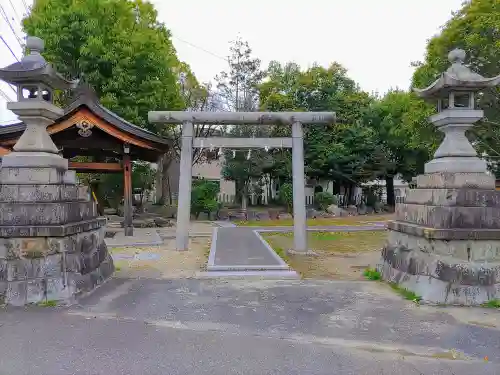 白山社（川井町）の鳥居