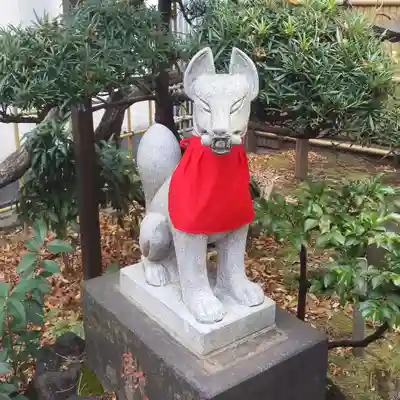 靍護稲荷神社の狛犬