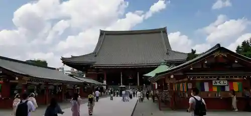 浅草神社の周辺