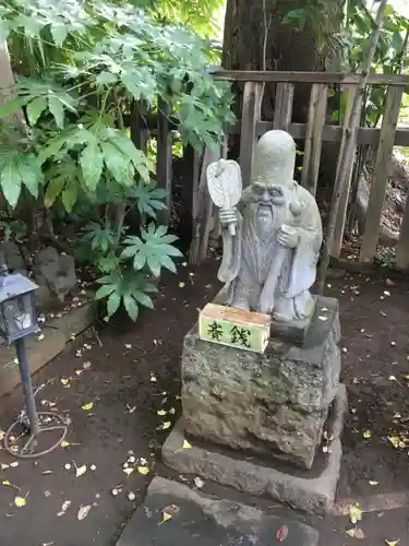 麻賀多神社の像