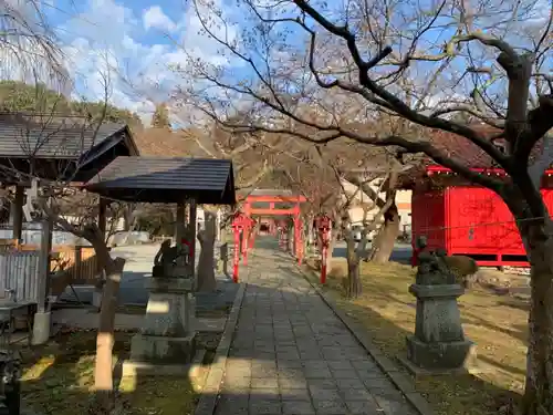 榊山稲荷神社の鳥居