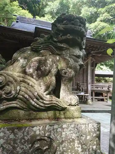 加茂神社の狛犬