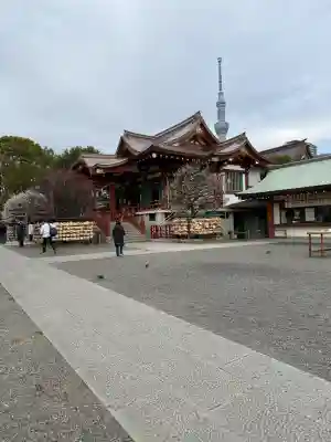 亀戸天神社の{uncategorized: "未分類", other: "その他", undefined: "問題あり", building: "その他建物", grave: "お墓", sacred_gate: "鳥居", guardian: "狛犬", statue: "像", buddha: "仏像", history: "歴史", nature: "自然", garden: "庭園", animal: "動物", pagoda: "塔", temizu: "手水舎", mountain_gate: "山門・神門", sanctuary: "本殿・本堂", subordinate: "末社・摂社", art: "芸術", scenery: "景色", jizo: "地蔵", ema: "絵馬", goshuin: "御朱印", omikuji: "おみくじ", items: "授与品その他", amulet: "お守り", goshuincho: "御朱印帳", eats: "食事", festival: "お祭り", votive_dance: "神楽", shichigosan: "七五三参", wedding: "結婚式", experience: "体験その他", initially: "初詣", around: "周辺", anti_infection: "感染症対策"}