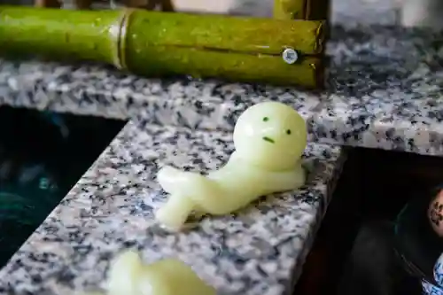 尻岸内八幡神社の手水