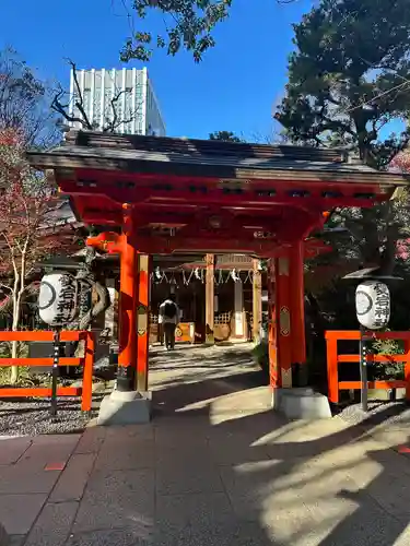 愛宕神社の山門