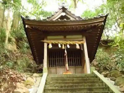 事任八幡宮の本殿・本堂