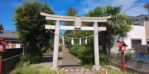 氷川神社の鳥居