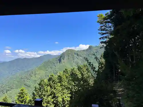 三峯神社の景色