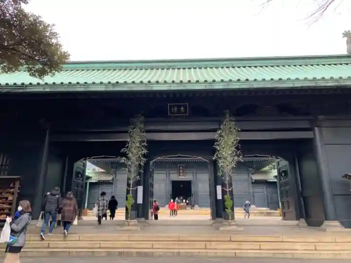 湯島聖堂の山門・神門
