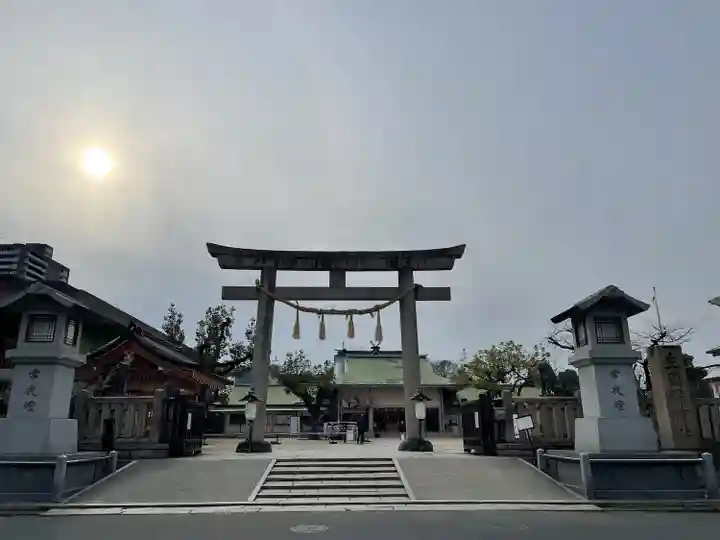 難波大社 生國魂神社の鳥居