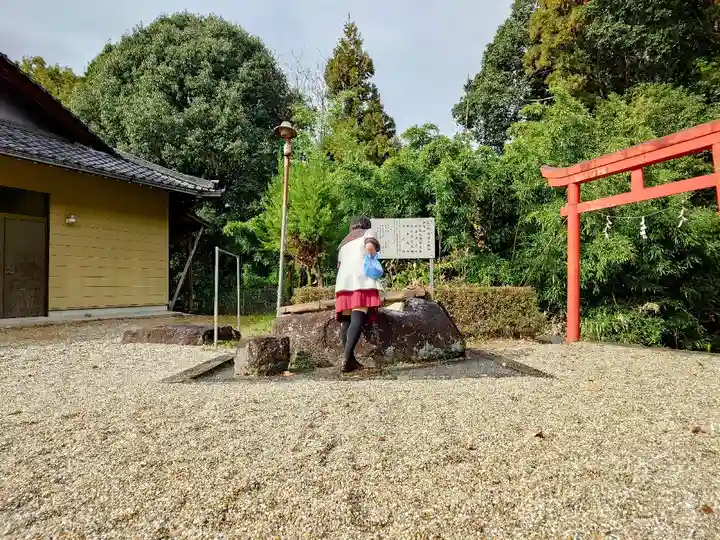 曽野稲荷神社の手水舎