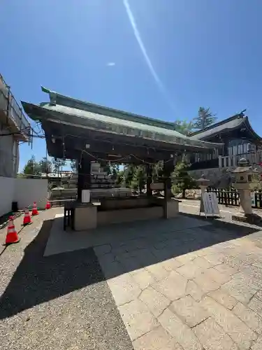 吉備津彦神社の{uncategorized: "未分類", other: "その他", undefined: "問題あり", building: "その他建物", grave: "お墓", sacred_gate: "鳥居", guardian: "狛犬", statue: "像", buddha: "仏像", history: "歴史", nature: "自然", garden: "庭園", animal: "動物", pagoda: "塔", temizu: "手水舎", mountain_gate: "山門・神門", sanctuary: "本殿・本堂", subordinate: "末社・摂社", art: "芸術", scenery: "景色", jizo: "地蔵", ema: "絵馬", goshuin: "御朱印", omikuji: "おみくじ", items: "授与品その他", amulet: "お守り", goshuincho: "御朱印帳", eats: "食事", festival: "お祭り", votive_dance: "神楽", shichigosan: "七五三参", wedding: "結婚式", experience: "体験その他", initially: "初詣", around: "周辺", anti_infection: "感染症対策"}