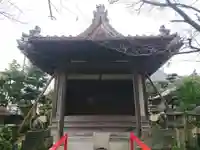 苅安賀稲荷の本殿・本堂