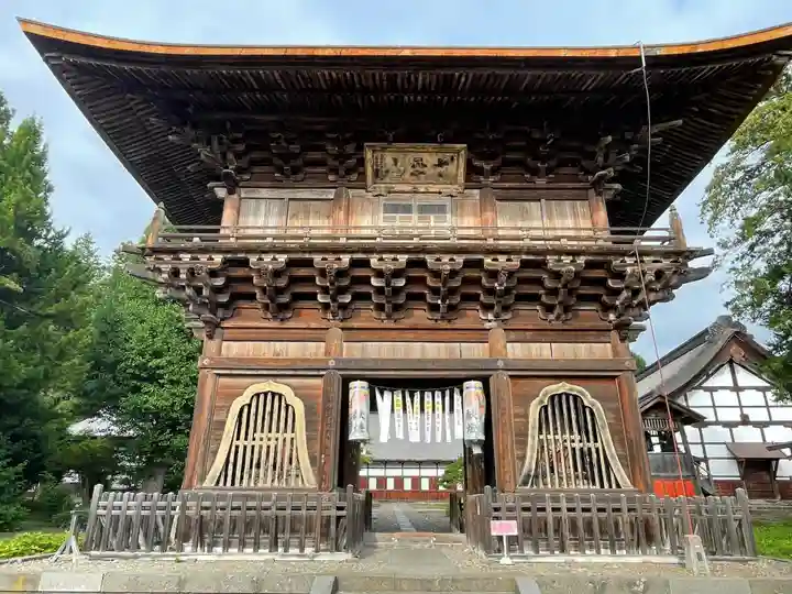 長勝寺の山門・神門