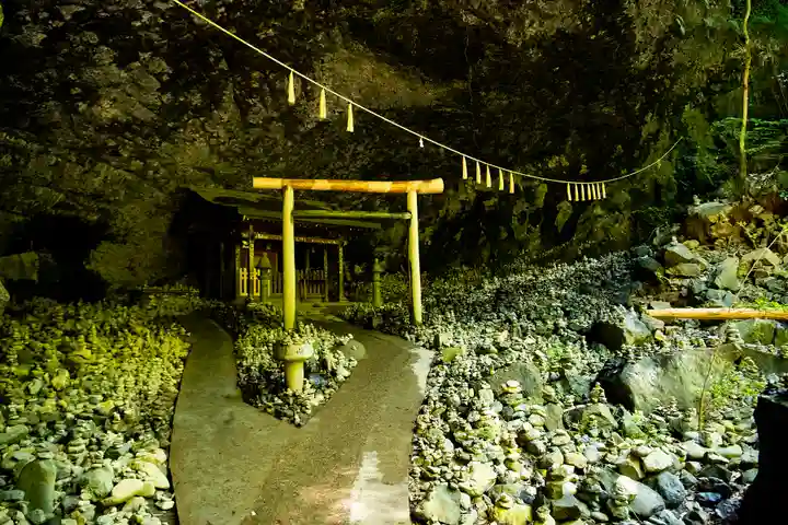 天安河原宮(宮崎県)