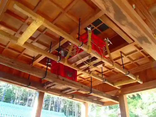 伊波乃西神社の本殿・本堂