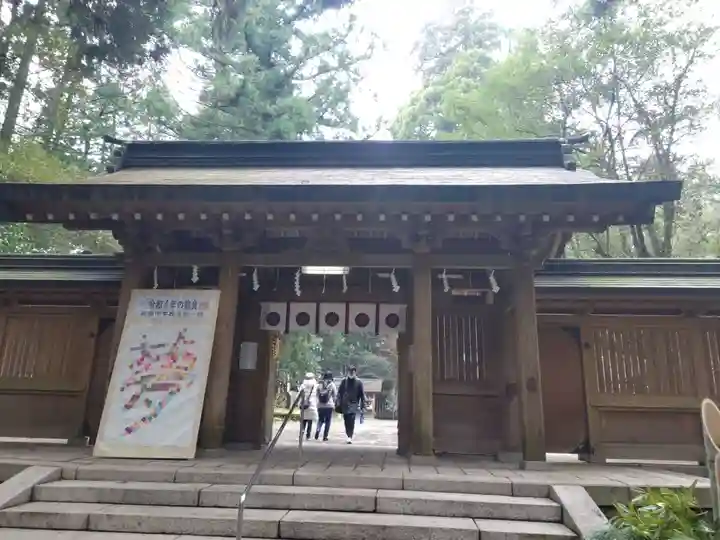 狭野神社の山門・神門