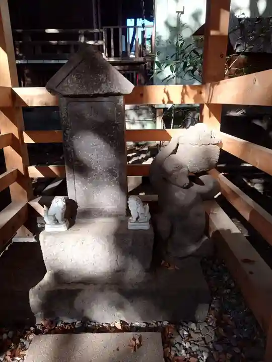 小岩神社の末社・摂社