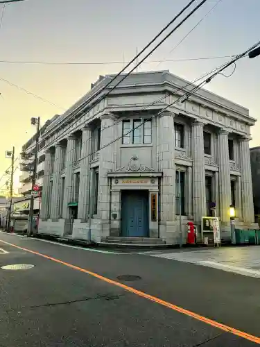 川越熊野神社の{uncategorized: "未分類", other: "その他", undefined: "問題あり", building: "その他建物", grave: "お墓", sacred_gate: "鳥居", guardian: "狛犬", statue: "像", buddha: "仏像", history: "歴史", nature: "自然", garden: "庭園", animal: "動物", pagoda: "塔", temizu: "手水舎", mountain_gate: "山門・神門", sanctuary: "本殿・本堂", subordinate: "末社・摂社", art: "芸術", scenery: "景色", jizo: "地蔵", ema: "絵馬", goshuin: "御朱印", omikuji: "おみくじ", items: "授与品その他", amulet: "お守り", goshuincho: "御朱印帳", eats: "食事", festival: "お祭り", votive_dance: "神楽", shichigosan: "七五三参", wedding: "結婚式", experience: "体験その他", initially: "初詣", around: "周辺", anti_infection: "感染症対策"}