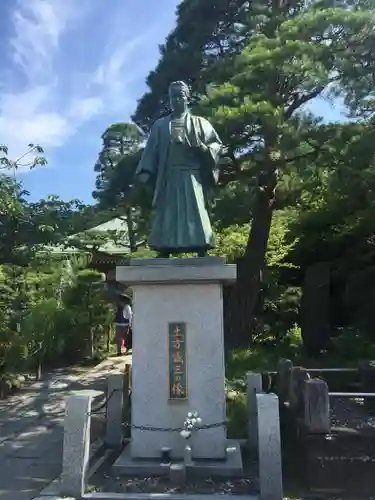 高幡不動尊　金剛寺の像