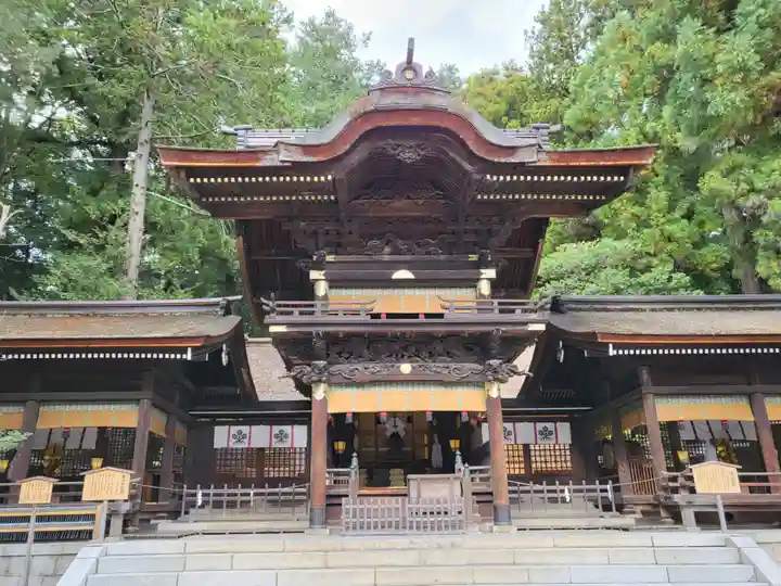 諏訪大社下社秋宮の本殿・本堂