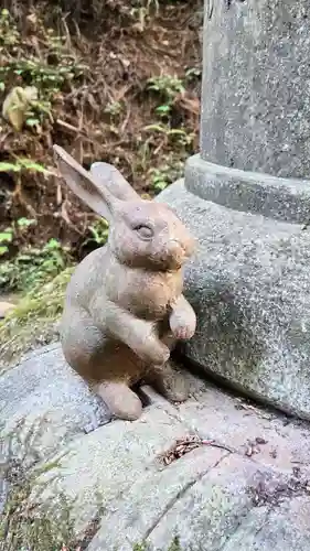 御岩神社の狛犬