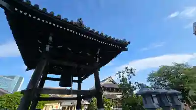 高野山東京別院の{uncategorized: "未分類", other: "その他", undefined: "問題あり", building: "その他建物", grave: "お墓", sacred_gate: "鳥居", guardian: "狛犬", statue: "像", buddha: "仏像", history: "歴史", nature: "自然", garden: "庭園", animal: "動物", pagoda: "塔", temizu: "手水舎", mountain_gate: "山門・神門", sanctuary: "本殿・本堂", subordinate: "末社・摂社", art: "芸術", scenery: "景色", jizo: "地蔵", ema: "絵馬", goshuin: "御朱印", omikuji: "おみくじ", items: "授与品その他", amulet: "お守り", goshuincho: "御朱印帳", eats: "食事", festival: "お祭り", votive_dance: "神楽", shichigosan: "七五三参", wedding: "結婚式", experience: "体験その他", initially: "初詣", around: "周辺", anti_infection: "感染症対策"}