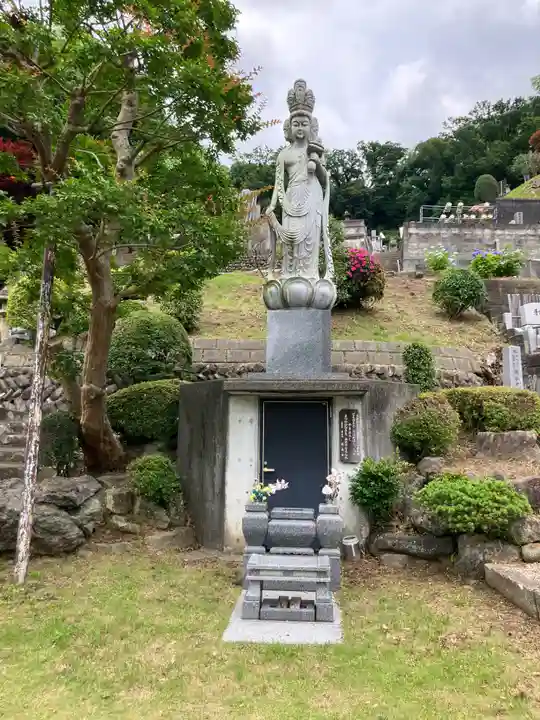 威光寺(東京都)
