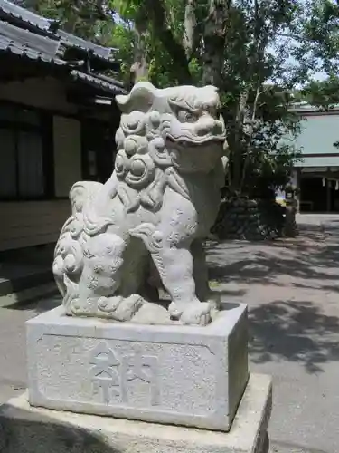 白羽神社の狛犬