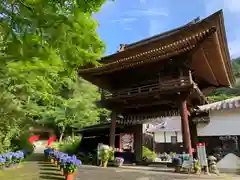 普門寺(切り絵御朱印発祥の寺)の山門