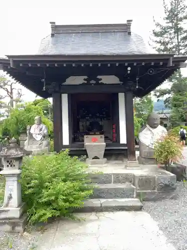 甲斐善光寺(山梨県)