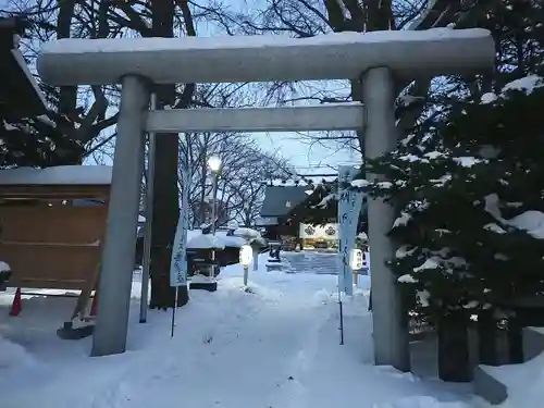 札幌諏訪神社の鳥居