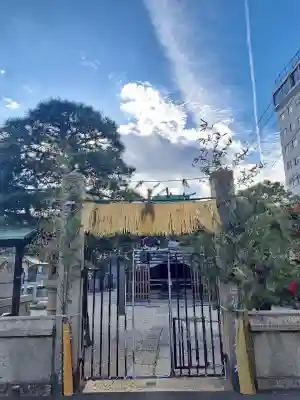 住吉神社の{uncategorized: "未分類", other: "その他", undefined: "問題あり", building: "その他建物", grave: "お墓", sacred_gate: "鳥居", guardian: "狛犬", statue: "像", buddha: "仏像", history: "歴史", nature: "自然", garden: "庭園", animal: "動物", pagoda: "塔", temizu: "手水舎", mountain_gate: "山門・神門", sanctuary: "本殿・本堂", subordinate: "末社・摂社", art: "芸術", scenery: "景色", jizo: "地蔵", ema: "絵馬", goshuin: "御朱印", omikuji: "おみくじ", items: "授与品その他", amulet: "お守り", goshuincho: "御朱印帳", eats: "食事", festival: "お祭り", votive_dance: "神楽", shichigosan: "七五三参", wedding: "結婚式", experience: "体験その他", initially: "初詣", around: "周辺", anti_infection: "感染症対策"}