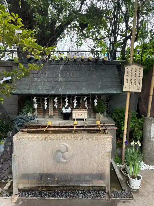 波除神社(波除稲荷神社)の{uncategorized: "未分類", other: "その他", undefined: "問題あり", building: "その他建物", grave: "お墓", sacred_gate: "鳥居", guardian: "狛犬", statue: "像", buddha: "仏像", history: "歴史", nature: "自然", garden: "庭園", animal: "動物", pagoda: "塔", temizu: "手水舎", mountain_gate: "山門・神門", sanctuary: "本殿・本堂", subordinate: "末社・摂社", art: "芸術", scenery: "景色", jizo: "地蔵", ema: "絵馬", goshuin: "御朱印", omikuji: "おみくじ", items: "授与品その他", amulet: "お守り", goshuincho: "御朱印帳", eats: "食事", festival: "お祭り", votive_dance: "神楽", shichigosan: "七五三参", wedding: "結婚式", experience: "体験その他", initially: "初詣", around: "周辺", anti_infection: "感染症対策"}