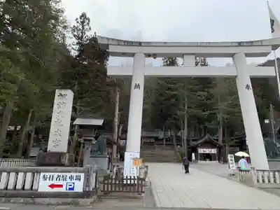 諏訪大社の鳥居