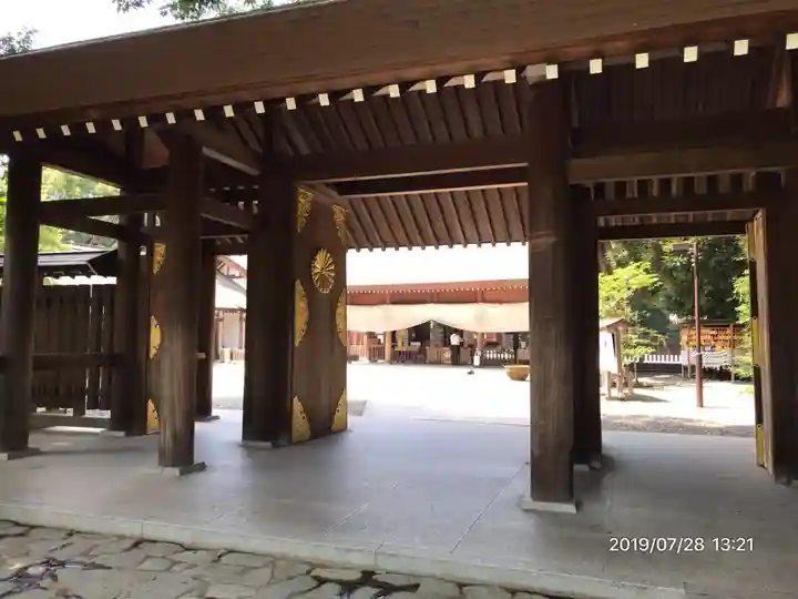 阿佐ヶ谷神明宮の山門・神門