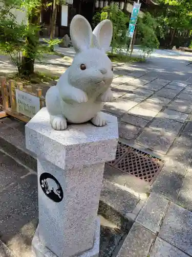 岡崎神社の狛犬